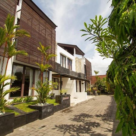 Kuta Ardenia Residence Esterno foto