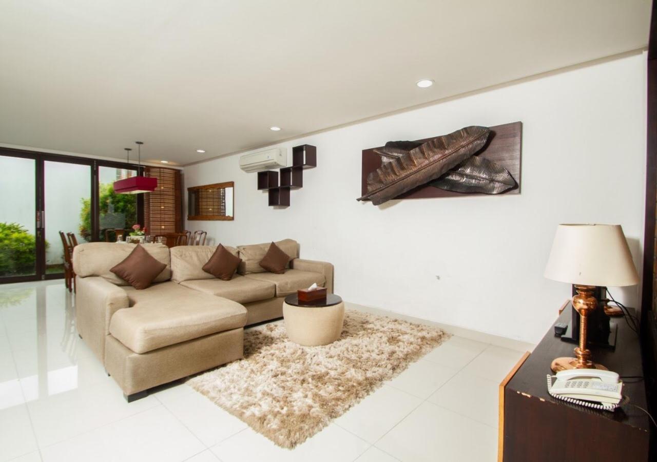 Kuta Ardenia Residence Esterno foto